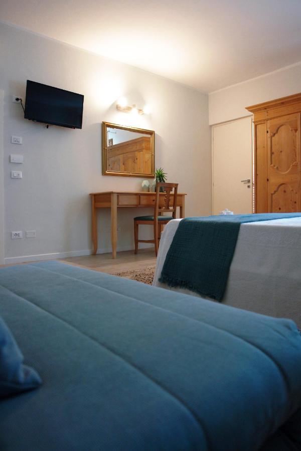 Bed&Breakfast Erilla Centenaro Exterior foto